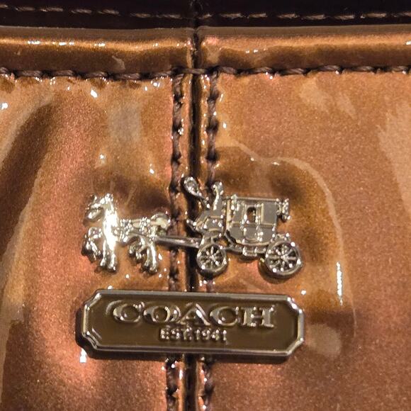 Coach Madison Demi Copper Patent Leather Small Pleated Bag Excellent Condition - Picture 3 of 16